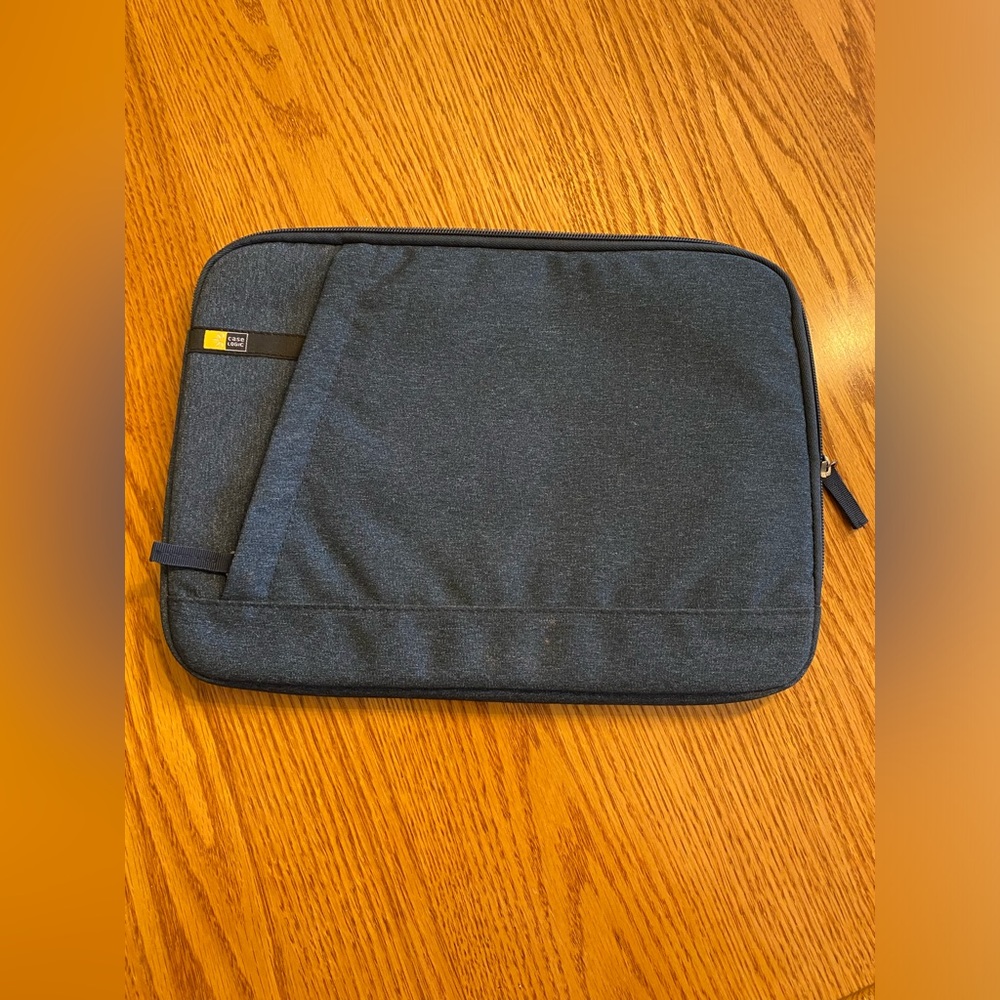 Case Logic | Computer Or Tablet Padded Case - image 1